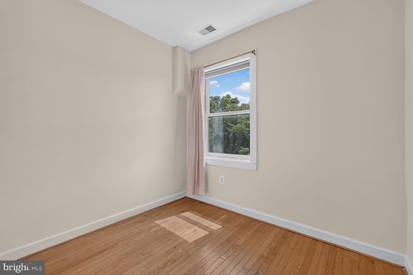 1702 Florida Ave Nw Property Photo 13