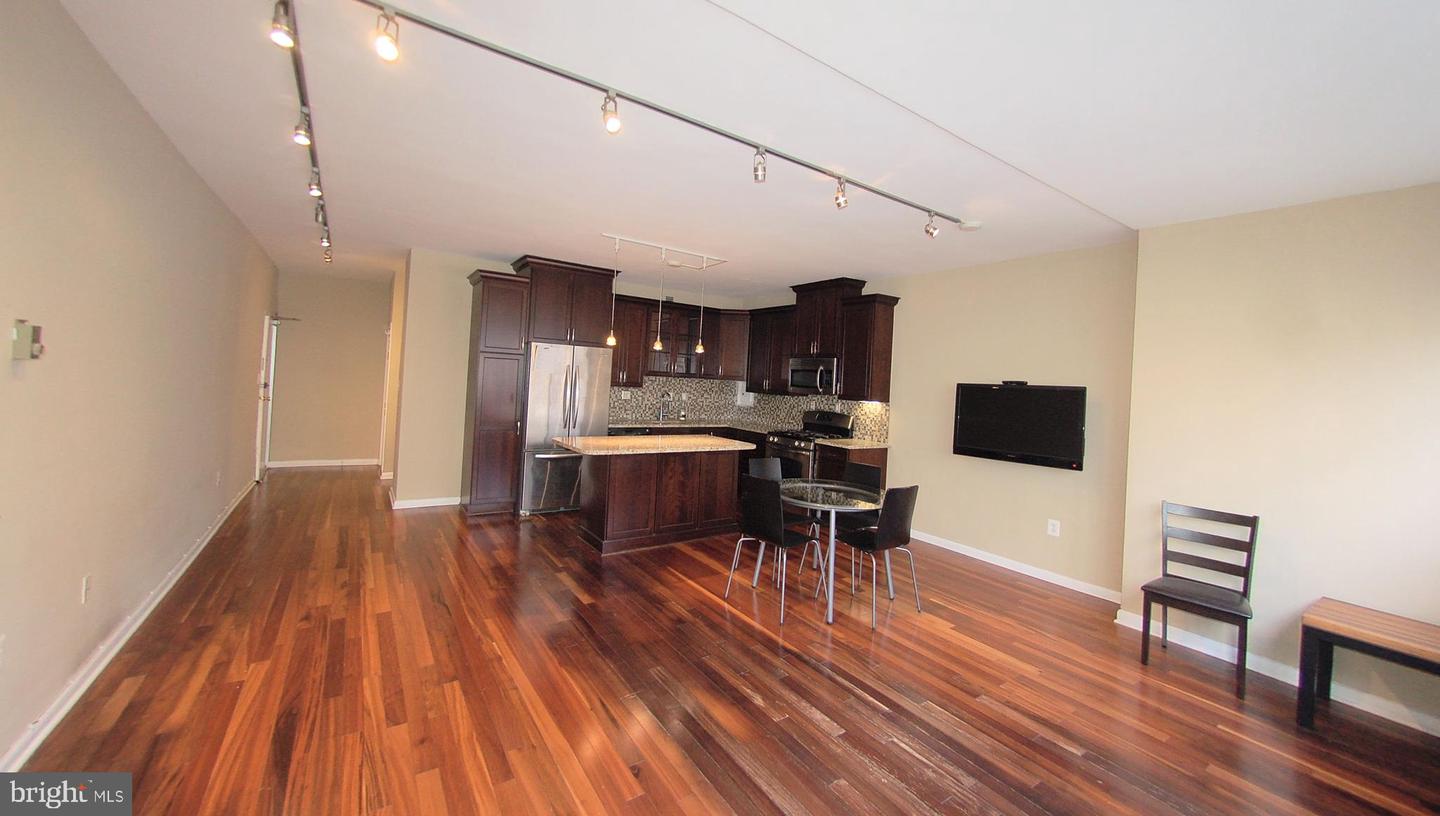 522 21st St Nw #208 Property Photo 7