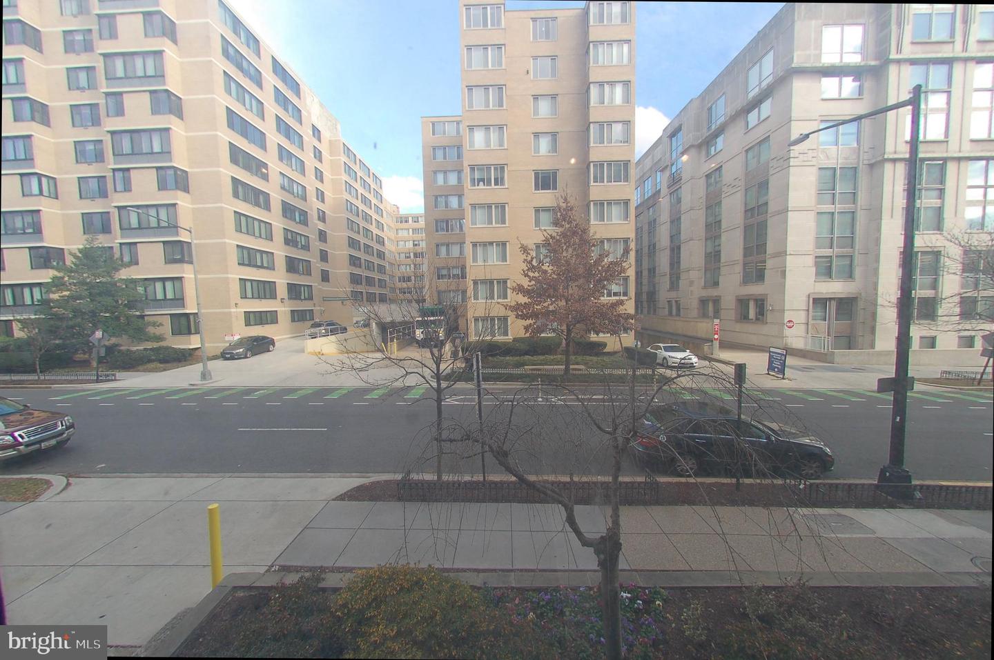 522 21st St Nw #208 Property Photo 8