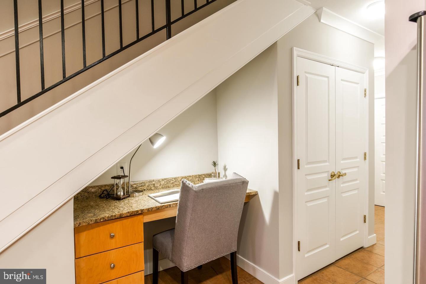 616 E St Nw #656 Property Photo 5