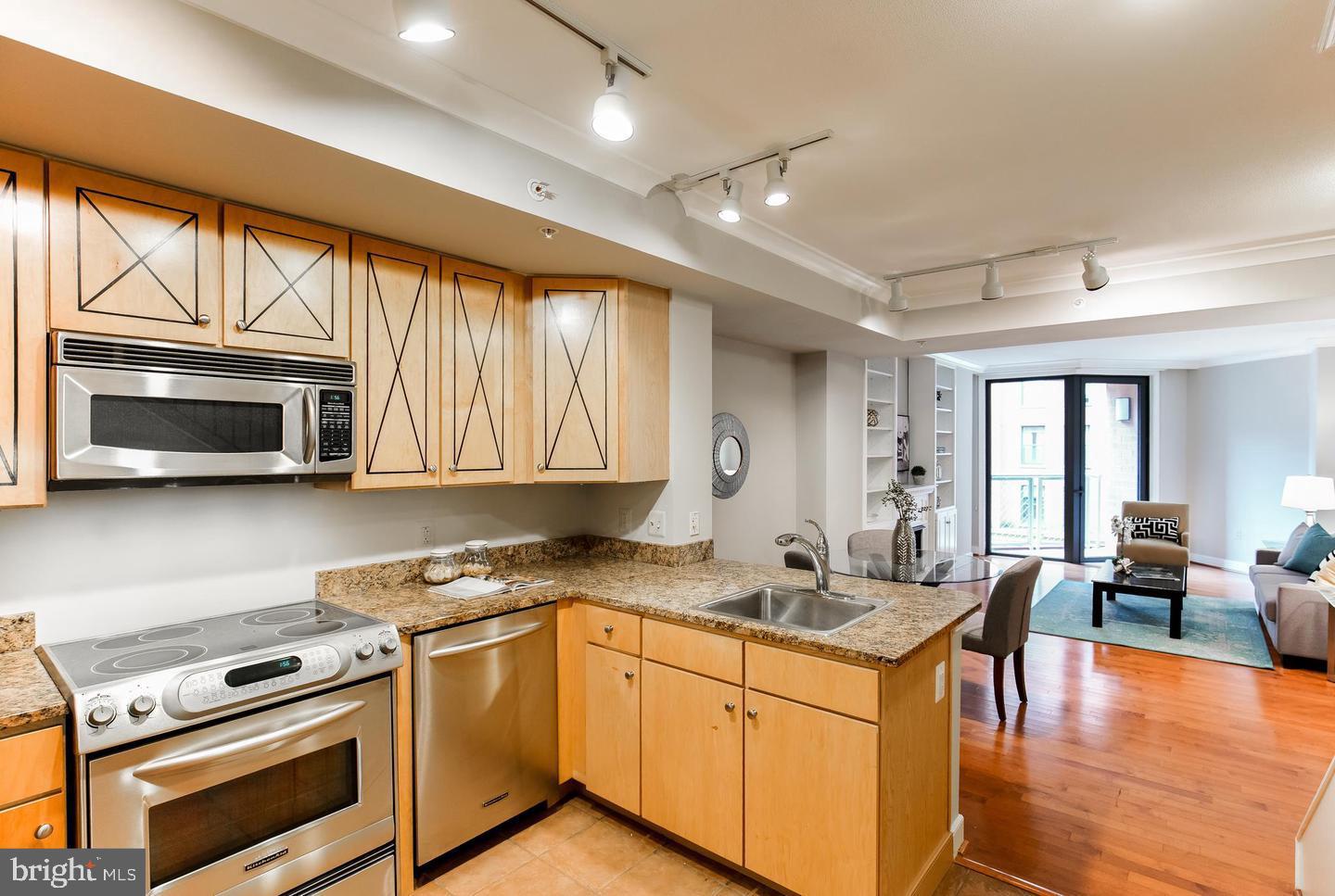 616 E St Nw #656 Property Photo 6