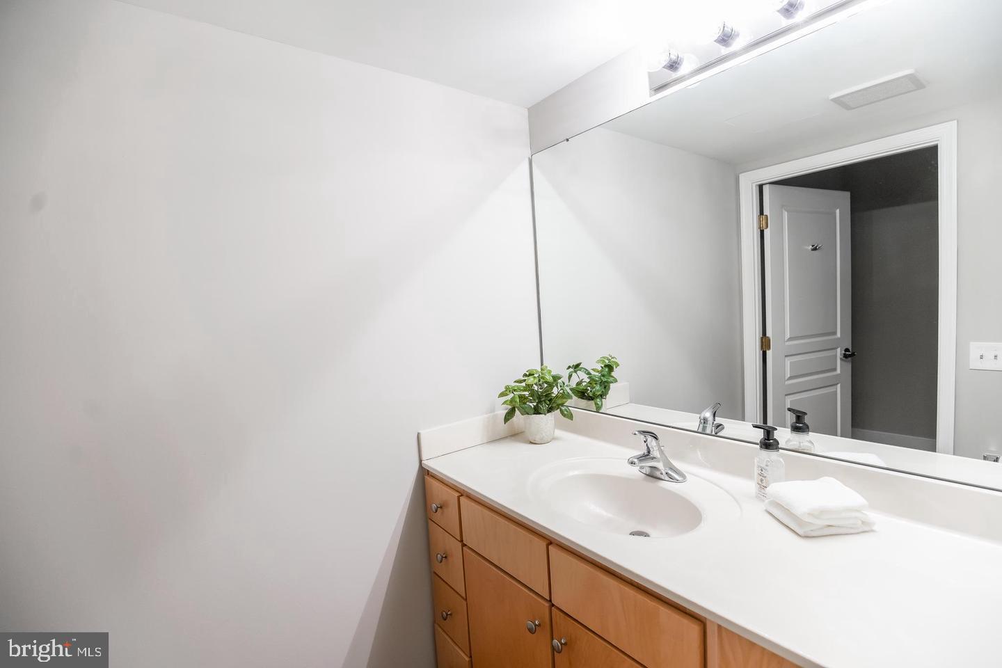 616 E St Nw #656 Property Photo 7