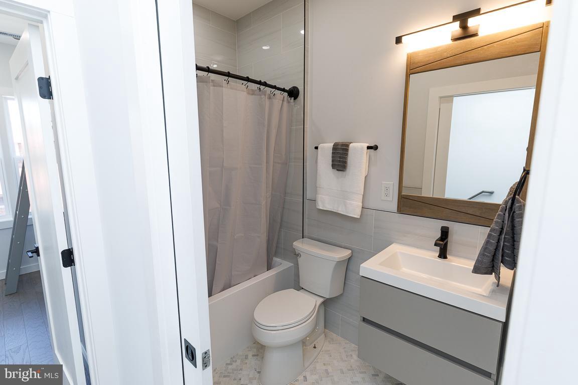 336 Oakdale Pl Nw Property Photo 30