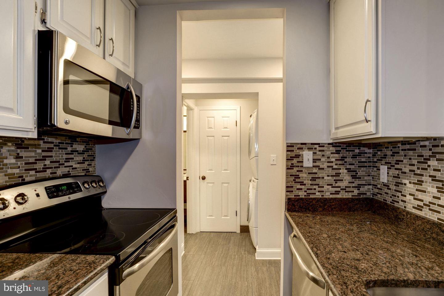 2022 N St Nw #b Property Photo 8