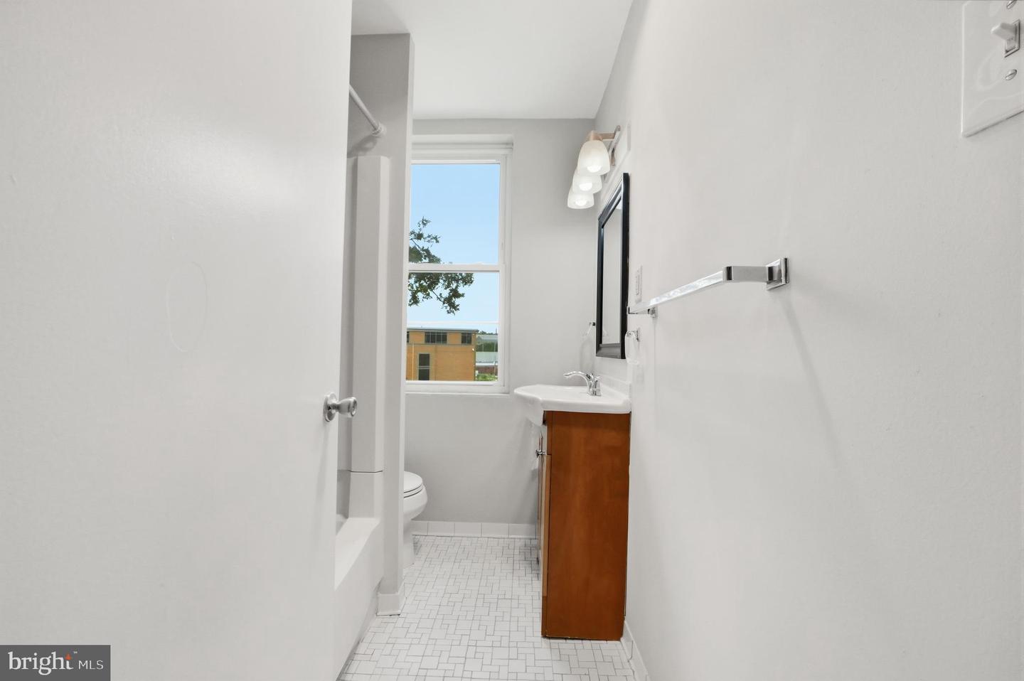 3725 12th St Ne #201 Property Photo 16