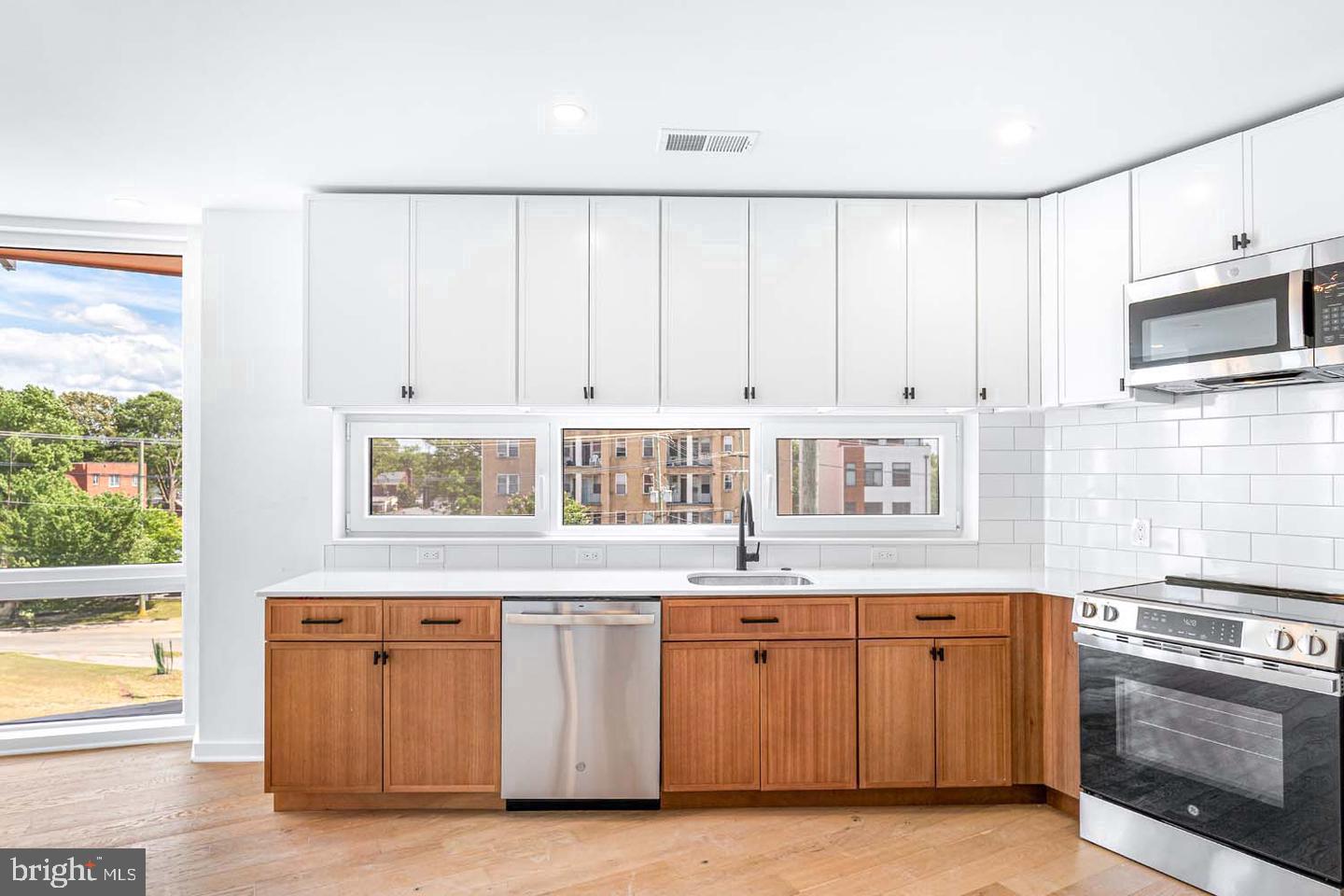 1522 Rhode Island Ave Ne #ph1 - 602 Property Photo 4