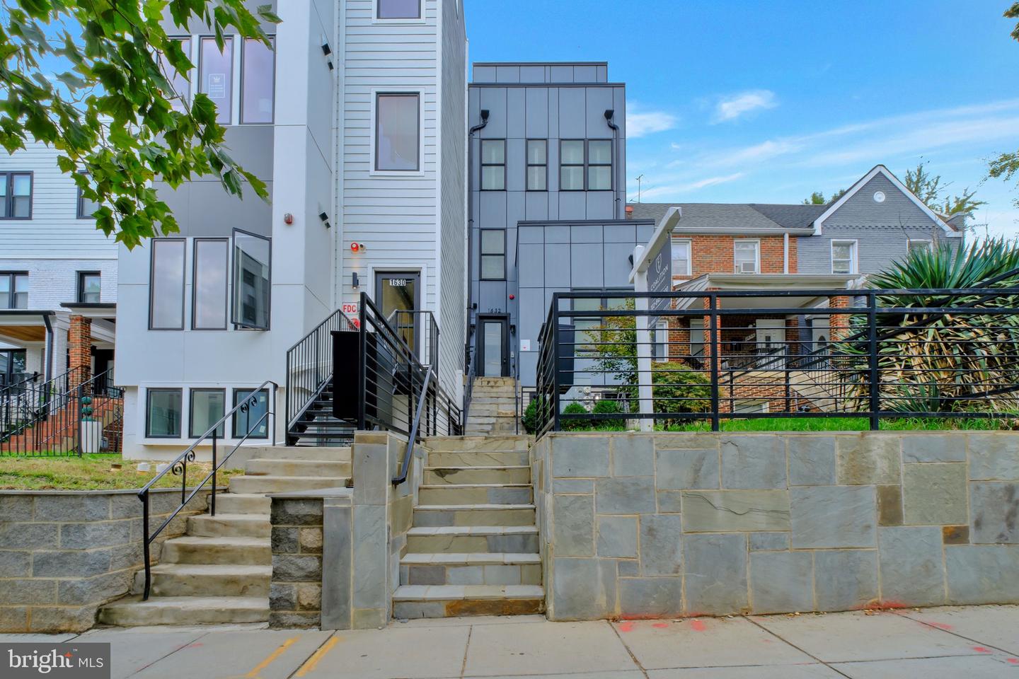 1632 K ST NE #PH Property Photo 1