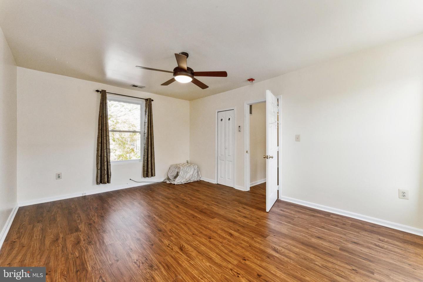 725 Florida Ave Ne Property Photo 18