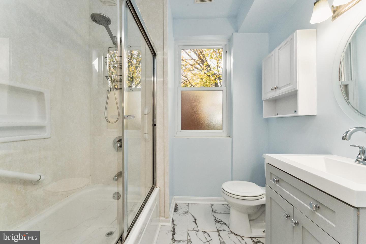 725 Florida Ave Ne Property Photo 20