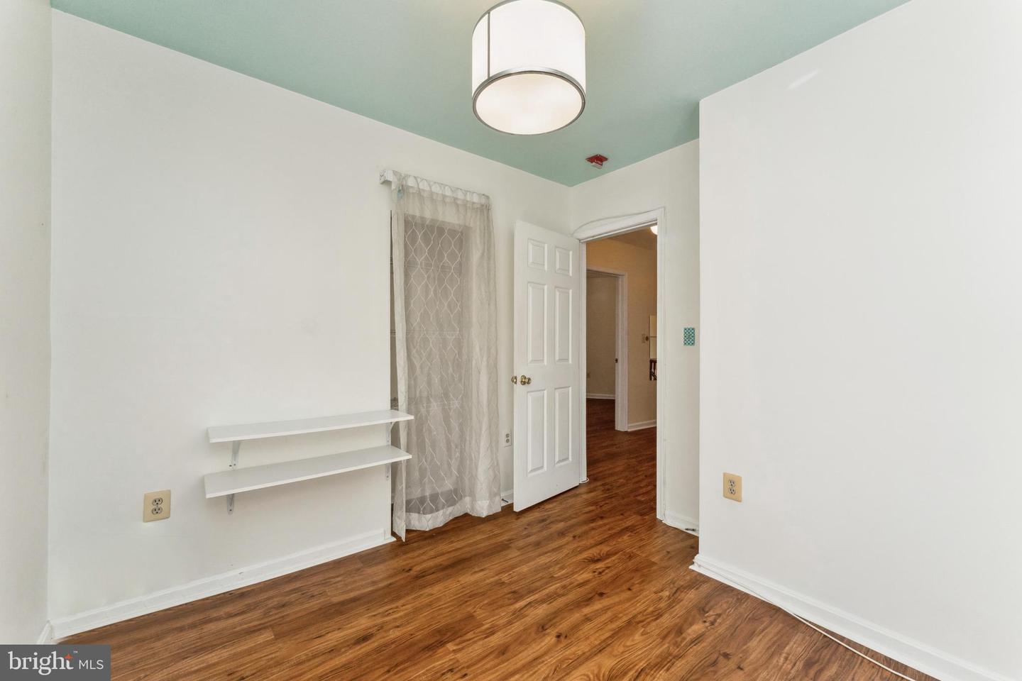 725 Florida Ave Ne Property Photo 22
