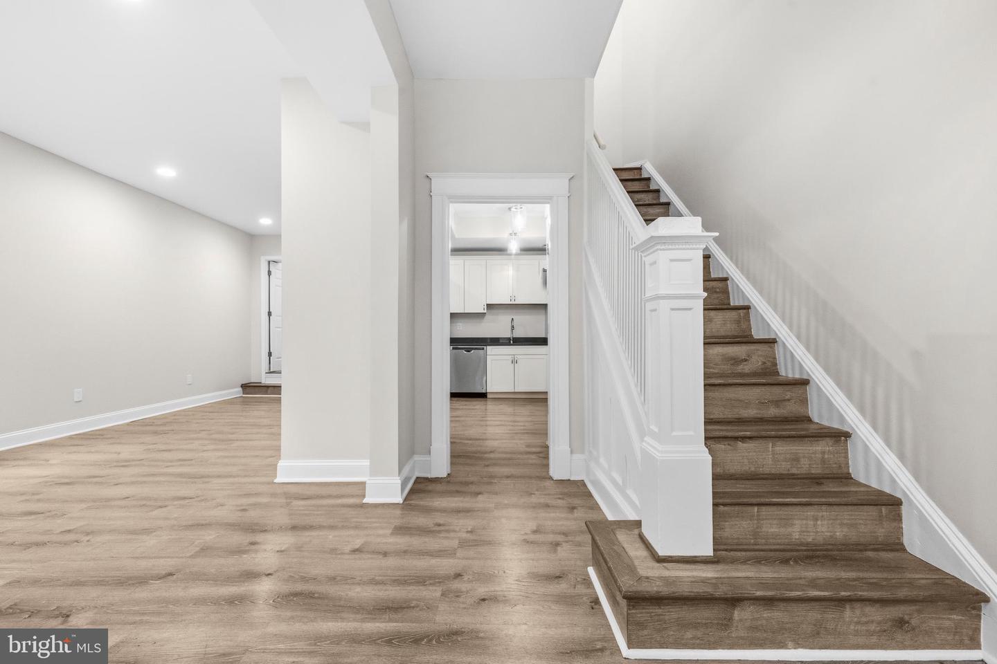 3928 14th St Nw #fl2 Property Photo 5