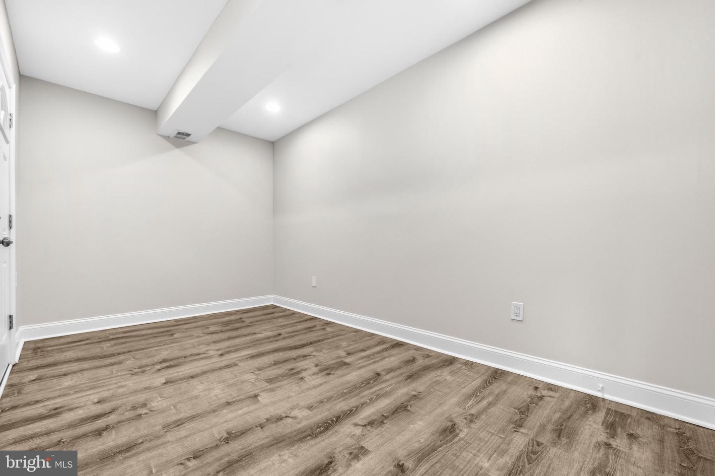 3928 14th St Nw #fl2 Property Photo 17