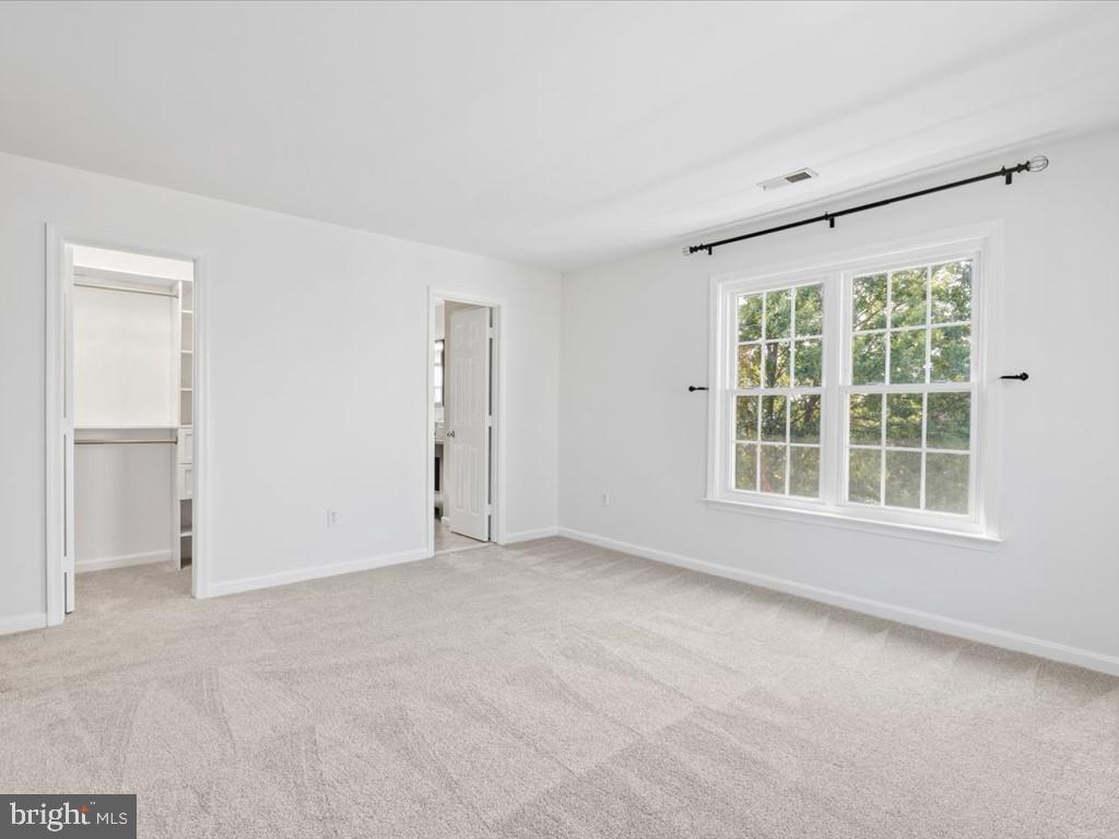 2502 18th St Ne Property Photo 12