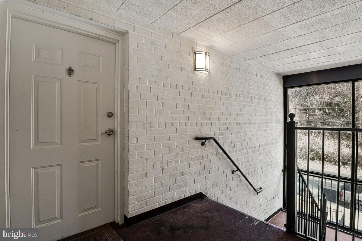 3103 Naylor Rd Se #304 Property Photo 4