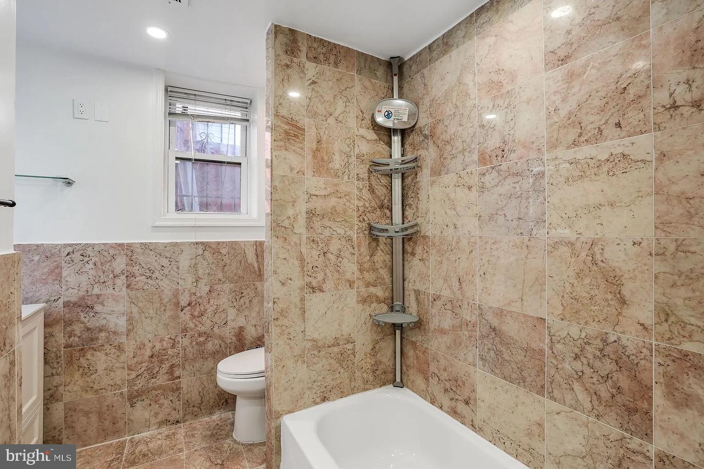 1377 Quincy St Nw Property Photo 15