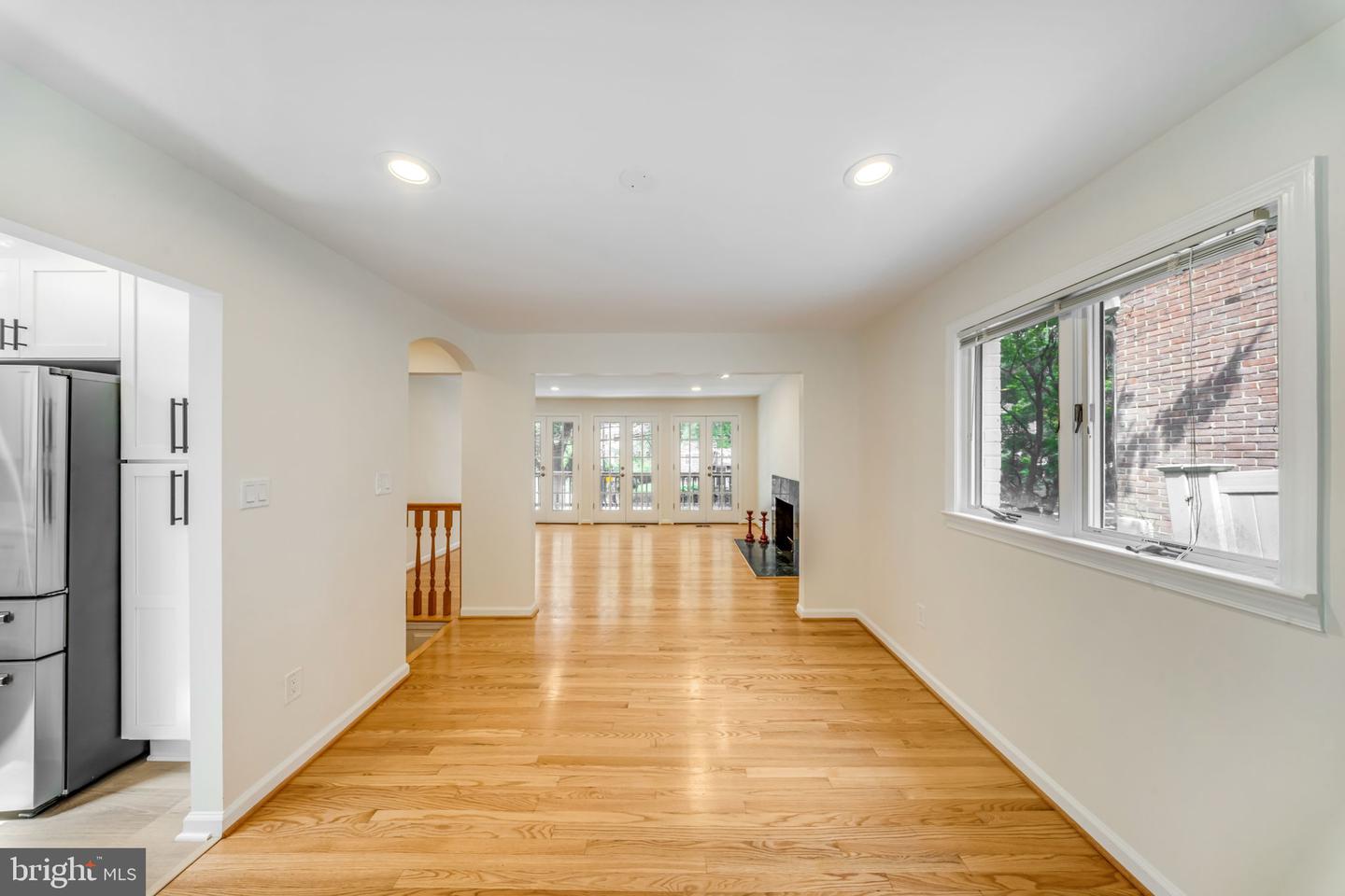 2933 Arizona Ave Nw Property Photo 6