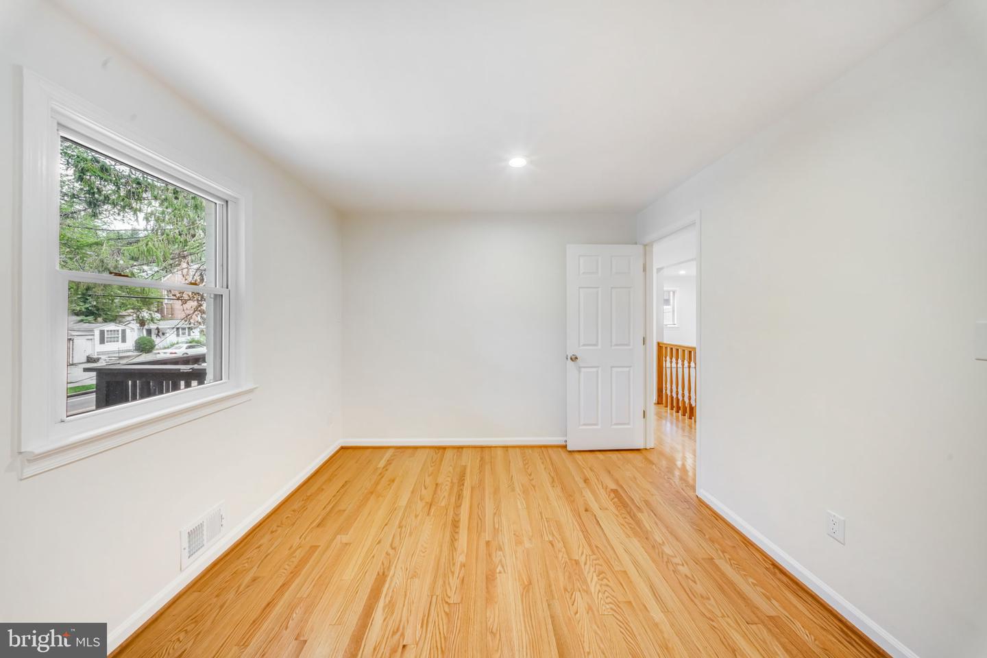 2933 Arizona Ave Nw Property Photo 15
