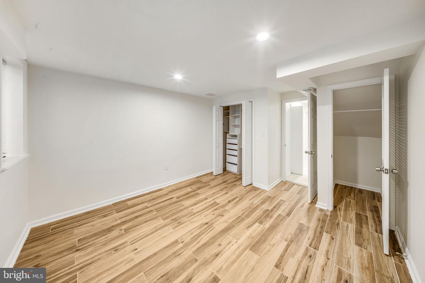 2933 Arizona Ave Nw Property Photo 27