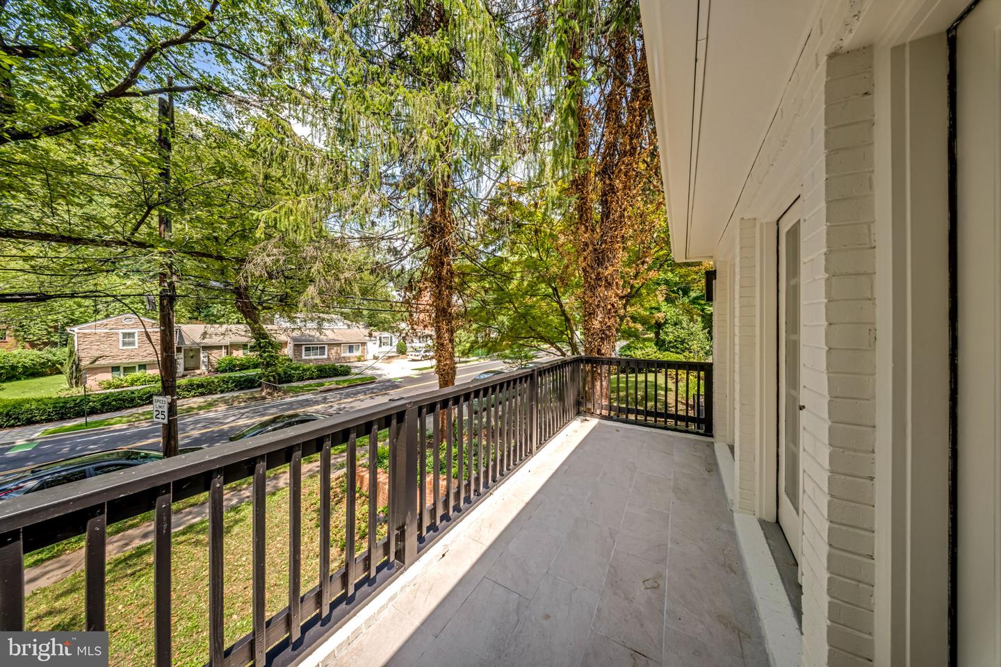 2933 Arizona Ave Nw Property Photo 28