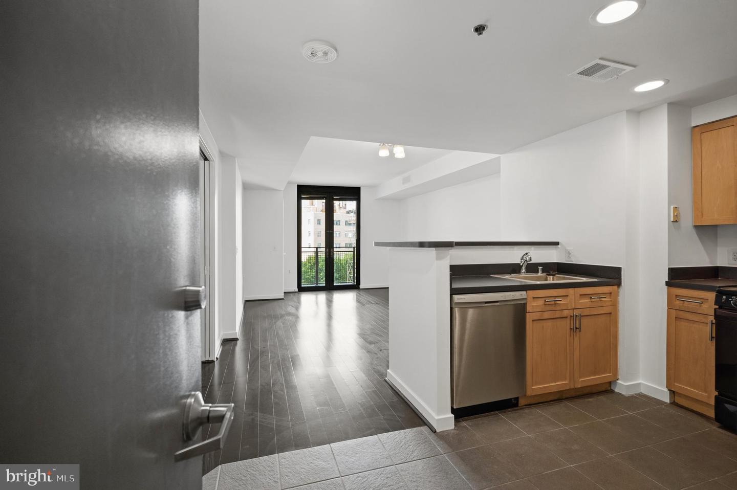 3883 Connecticut Ave Nw #619 Property Photo 11