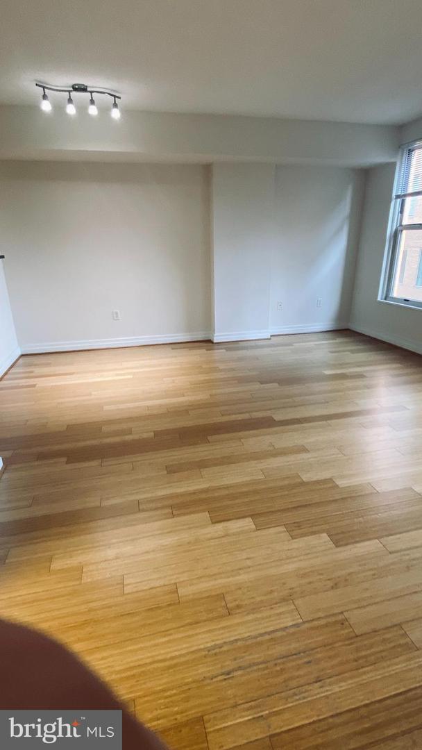 915 Nw E St Nw #1004 Property Photo 14