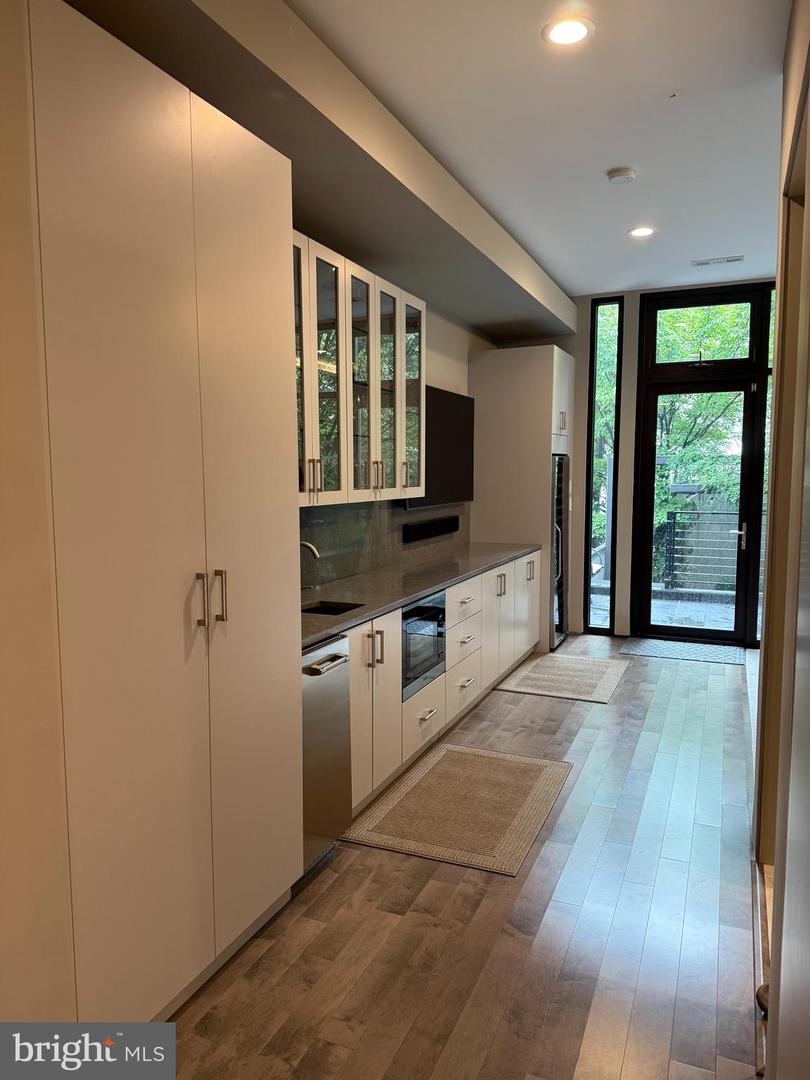 3609 R St Nw Property Photo 9