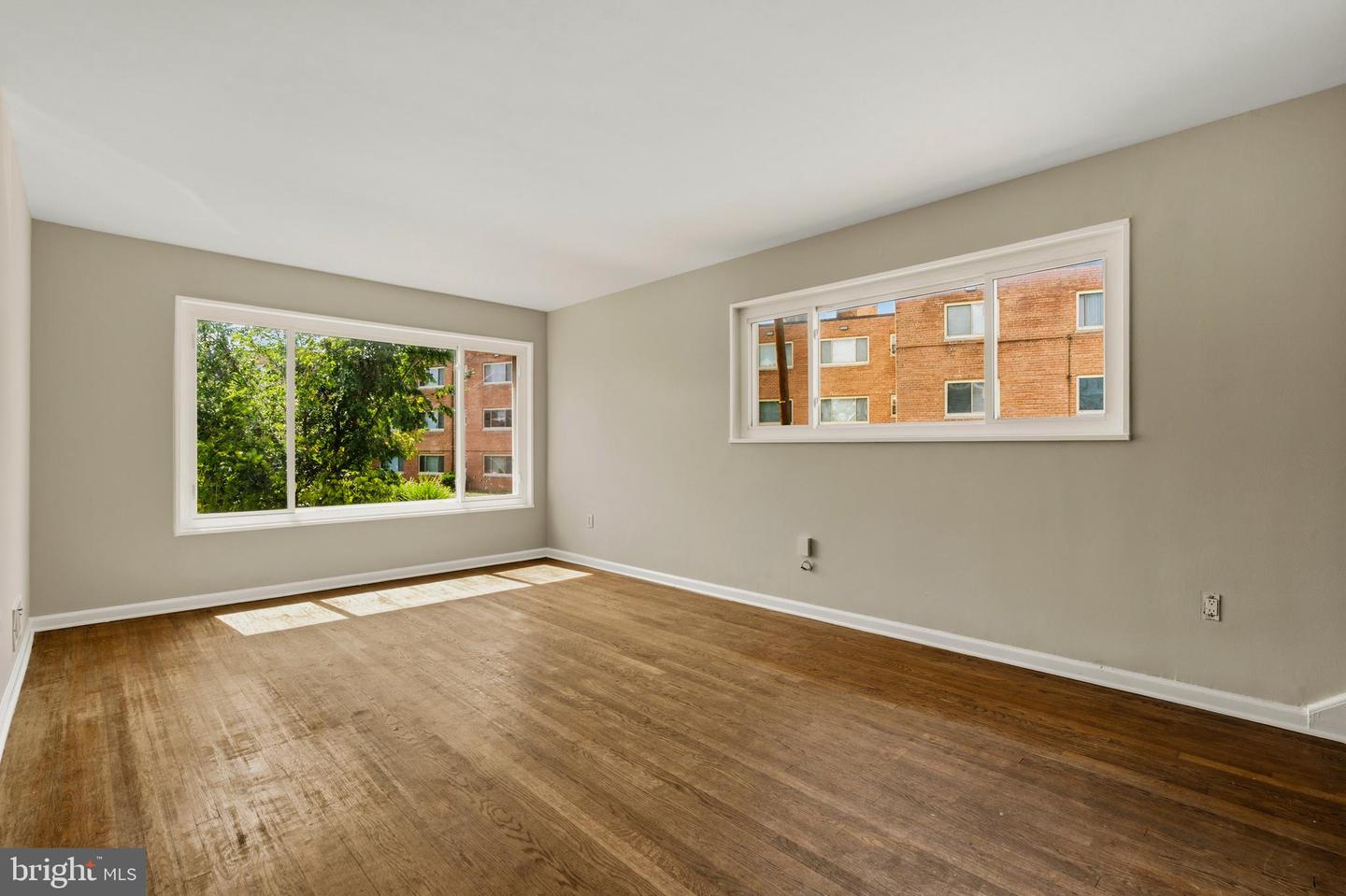 5036 Eastern Ave Ne Property Photo 5