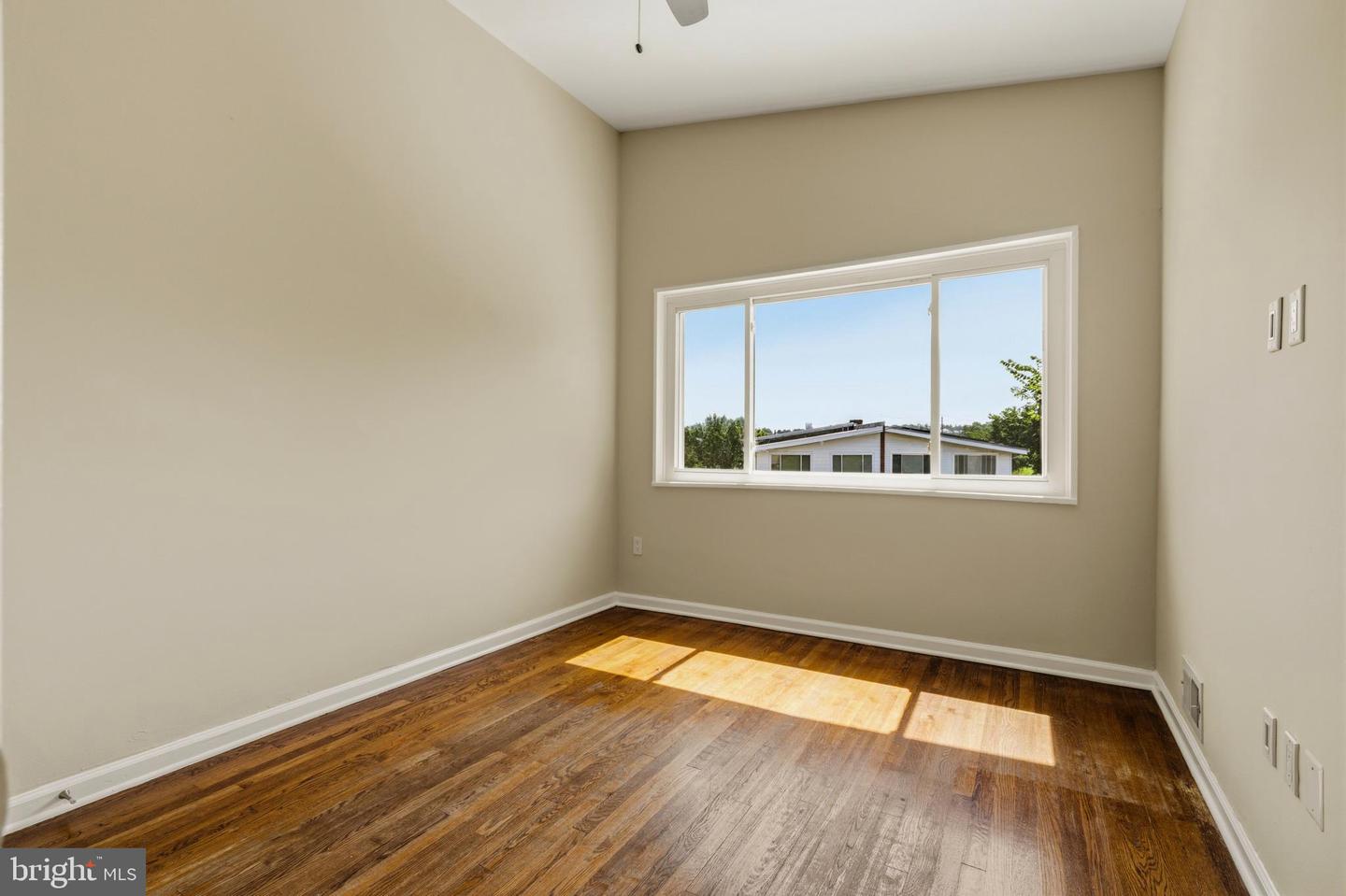 5036 Eastern Ave Ne Property Photo 12