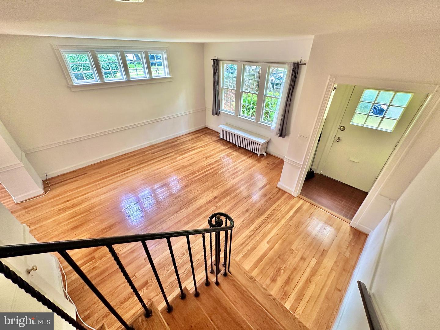 4422 Greenwich Pkwy Nw Property Photo 6