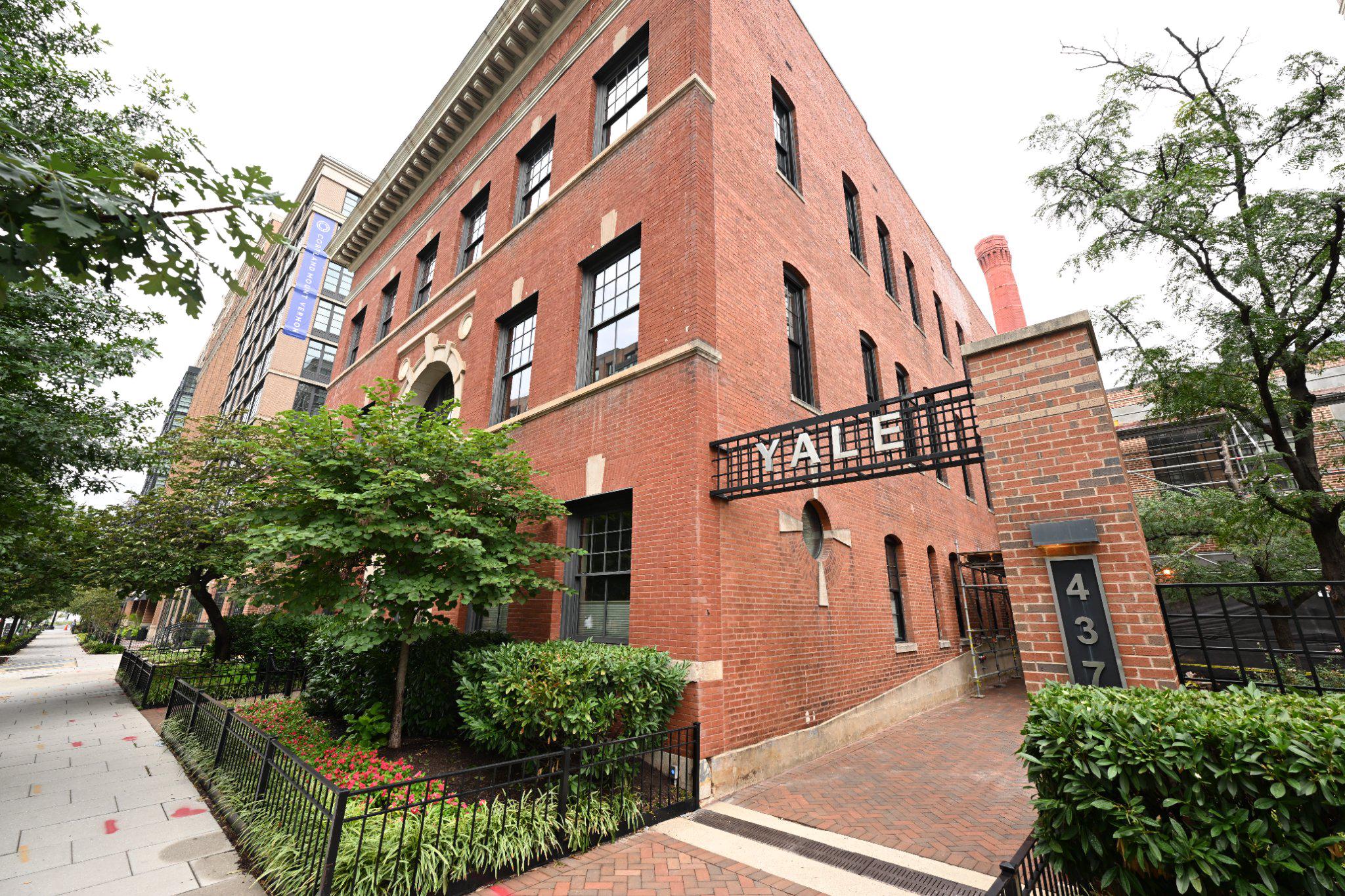 437 New York Ave Nw #y29 Property Photo 1