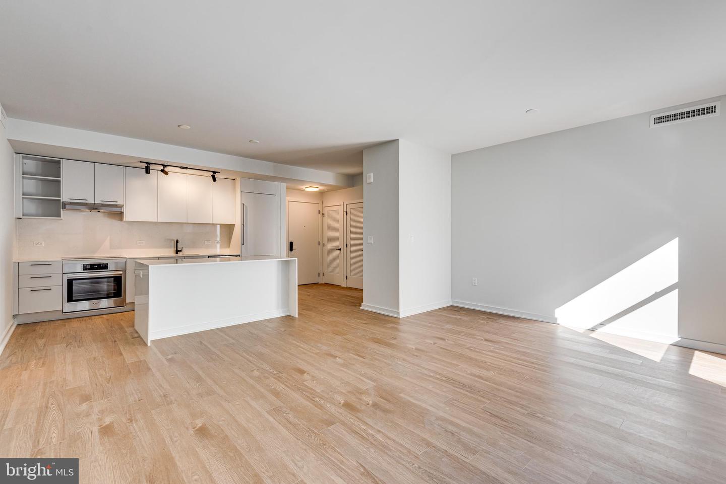 1625 Eckington Pl Ne #502 Property Photo 13