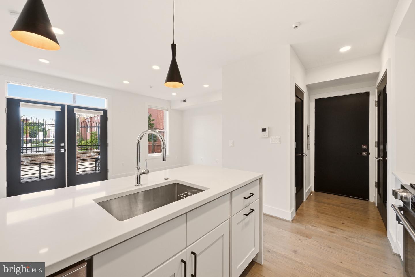 1508 F St Ne #4 Property Photo 16