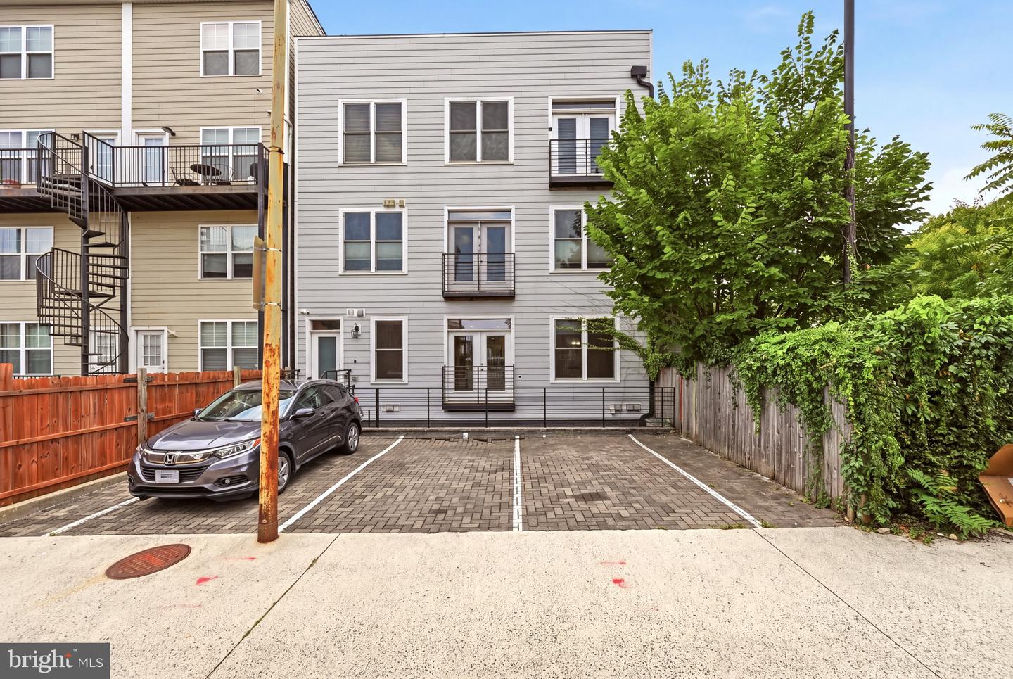 1508 F St Ne #4 Property Photo 27