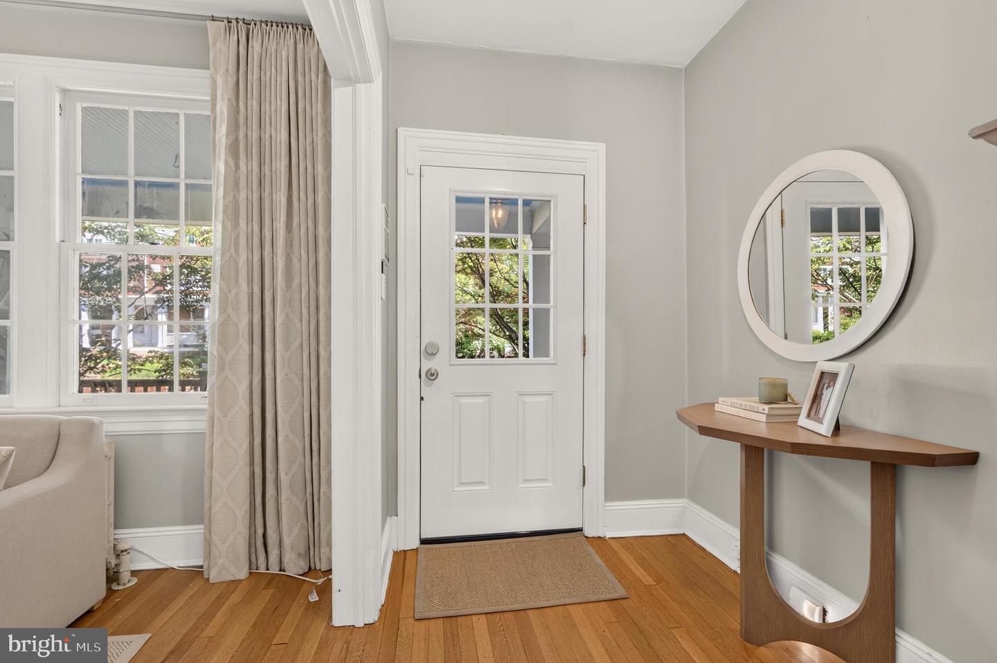 3822 Beecher St Nw Property Photo 5