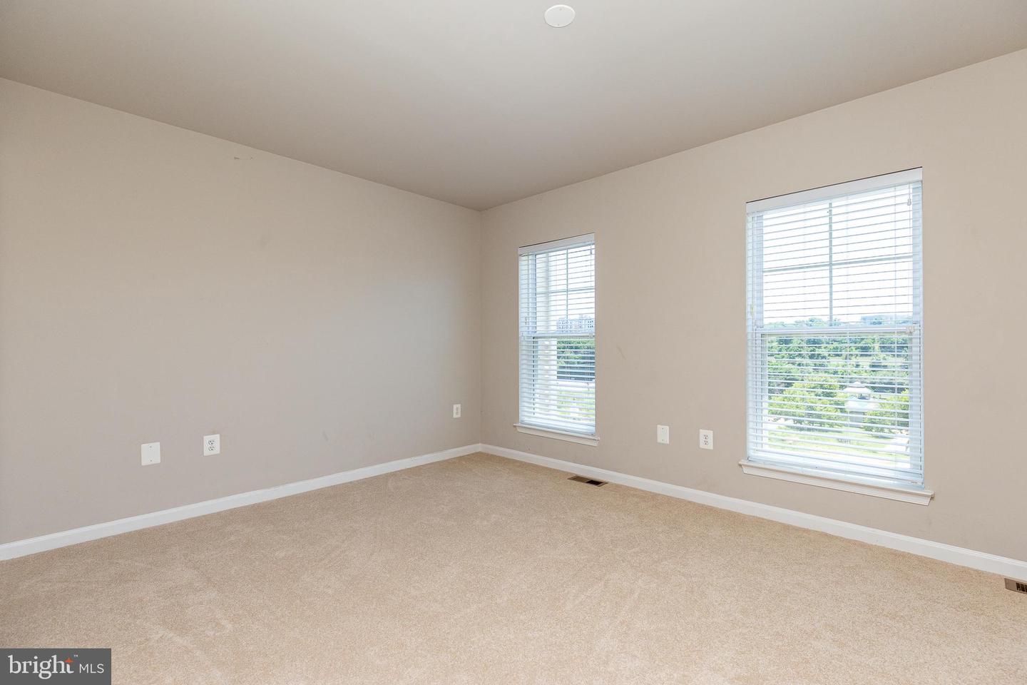 427 Woodcrest Dr Se Property Photo 11