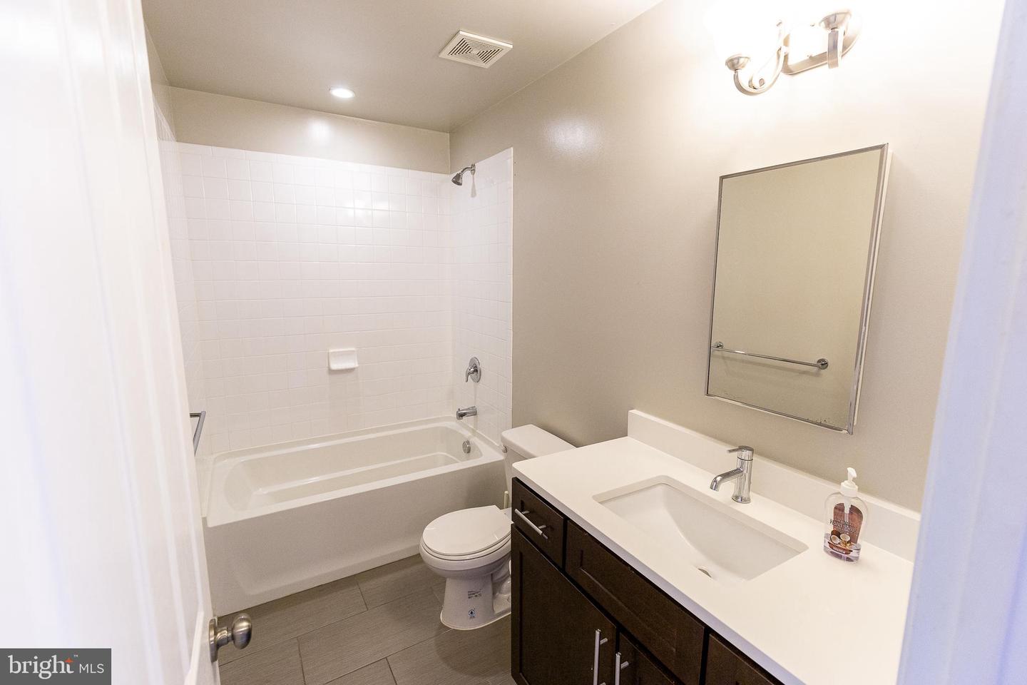 427 Woodcrest Dr Se Property Photo 22