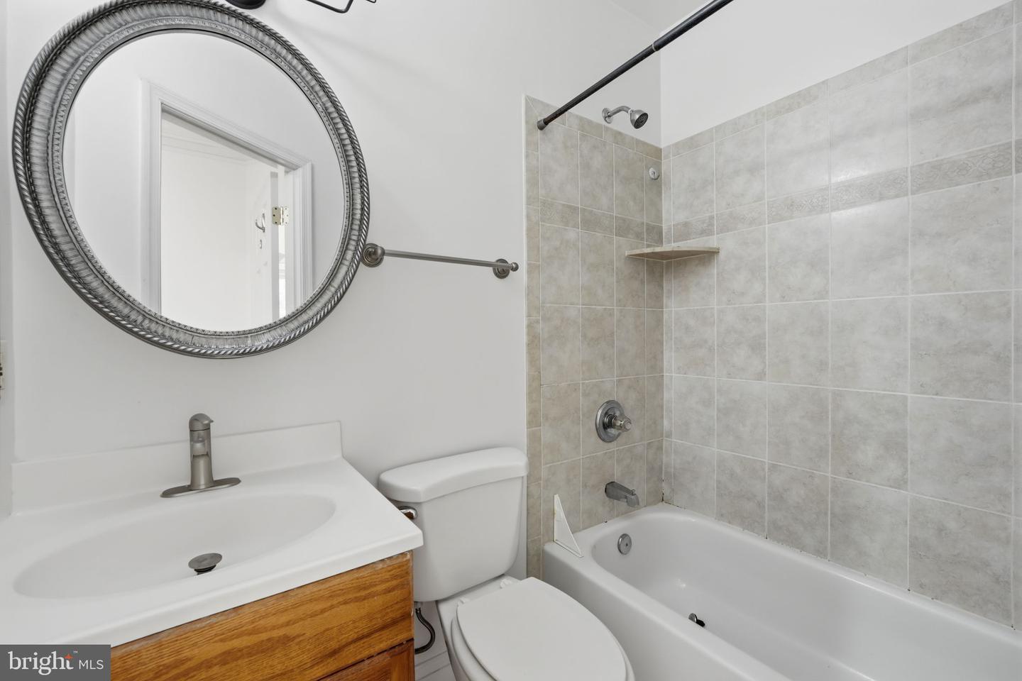 601 Kenyon St Nw #a Property Photo 20