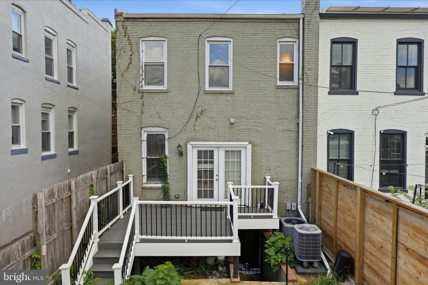 601 Kenyon St Nw #a Property Photo 26