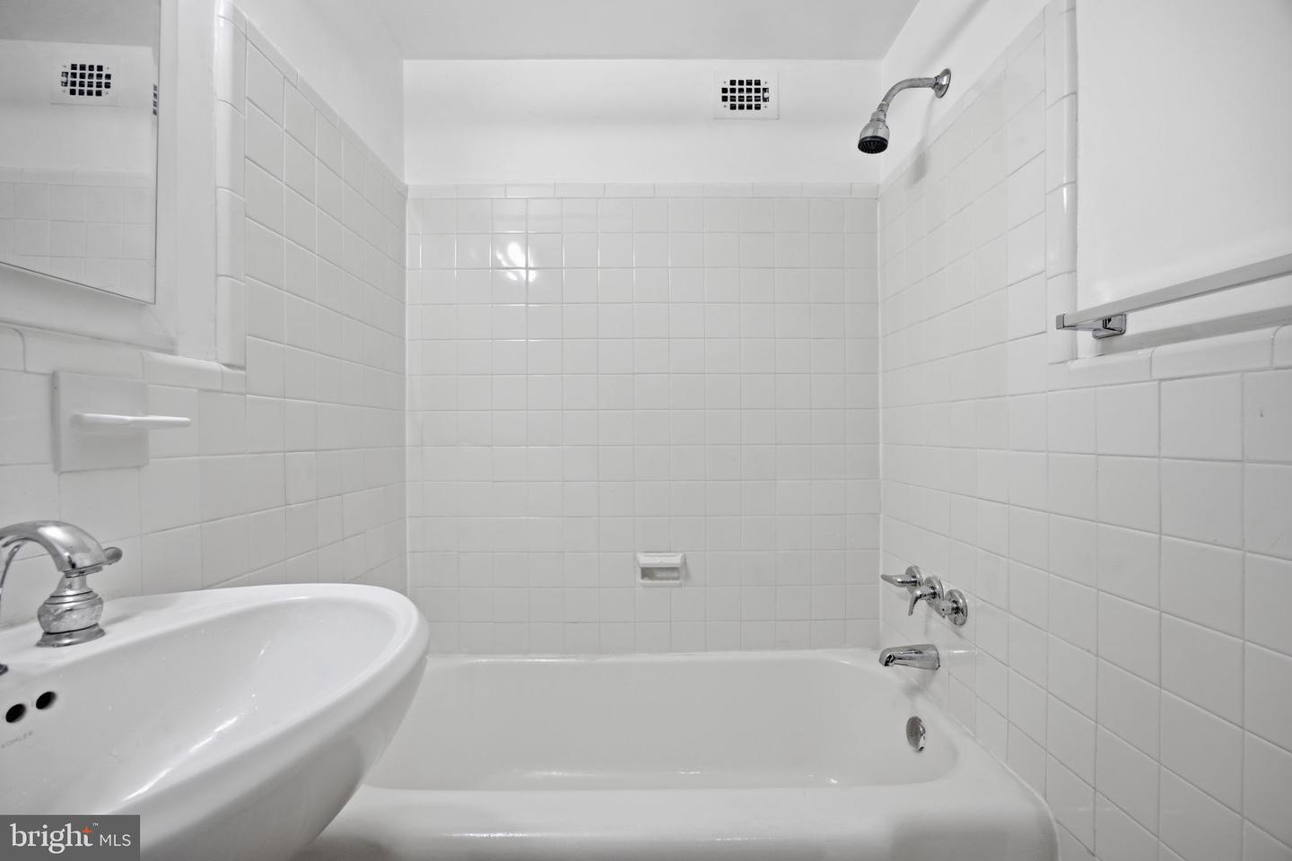 3601 Wisconsin Ave Nw #411 Property Photo 16