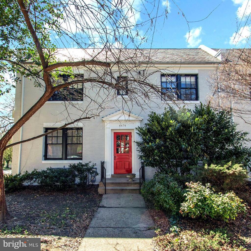 4474 Macarthur Blvd Nw Property Photo 1