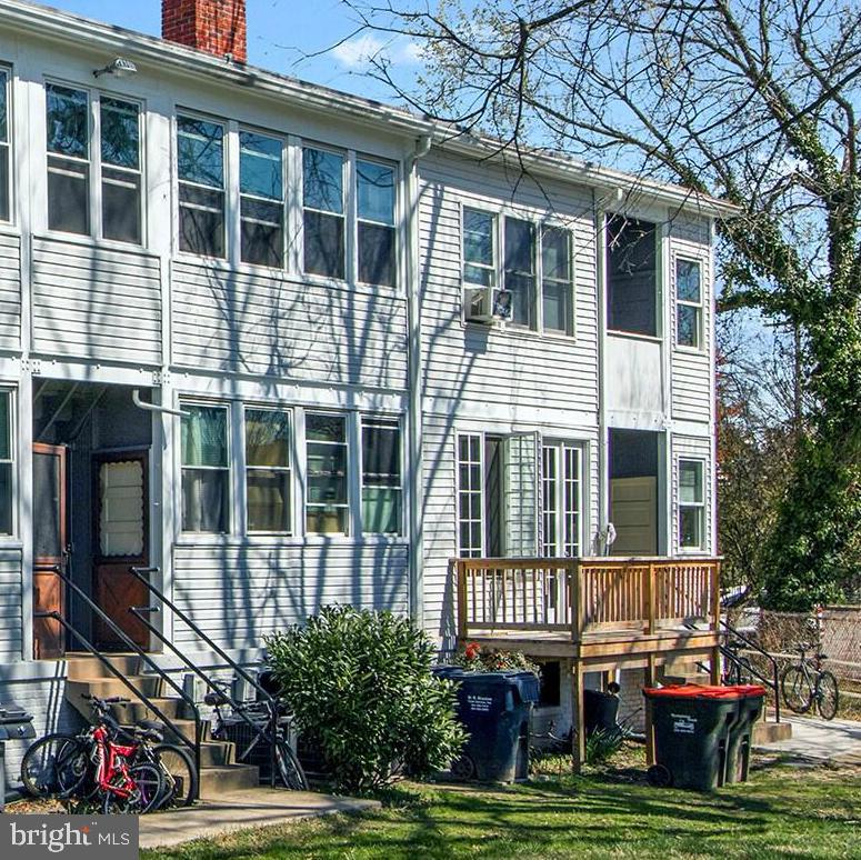 4474 Macarthur Blvd Nw Property Photo 3