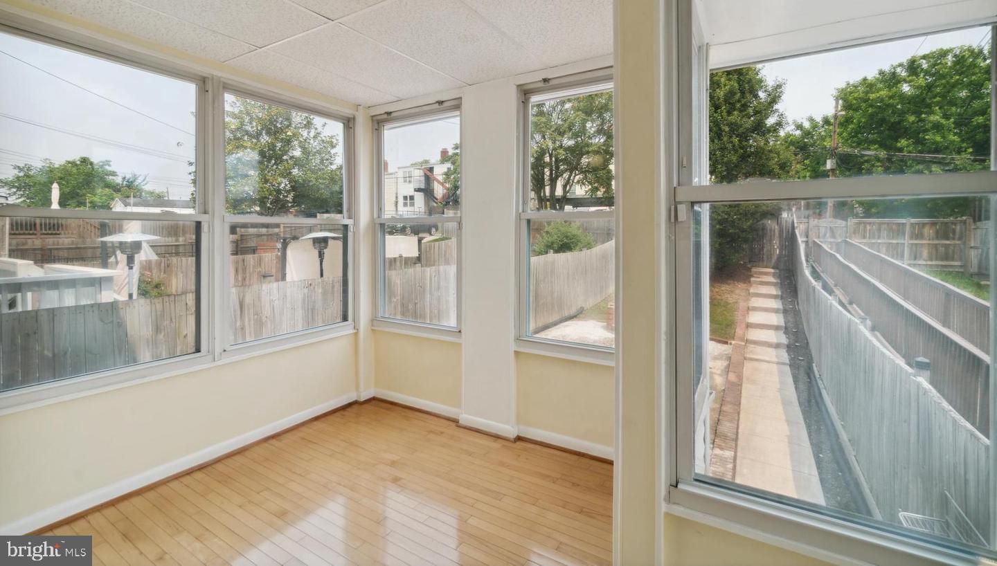 1360 W St Ne Property Photo 13