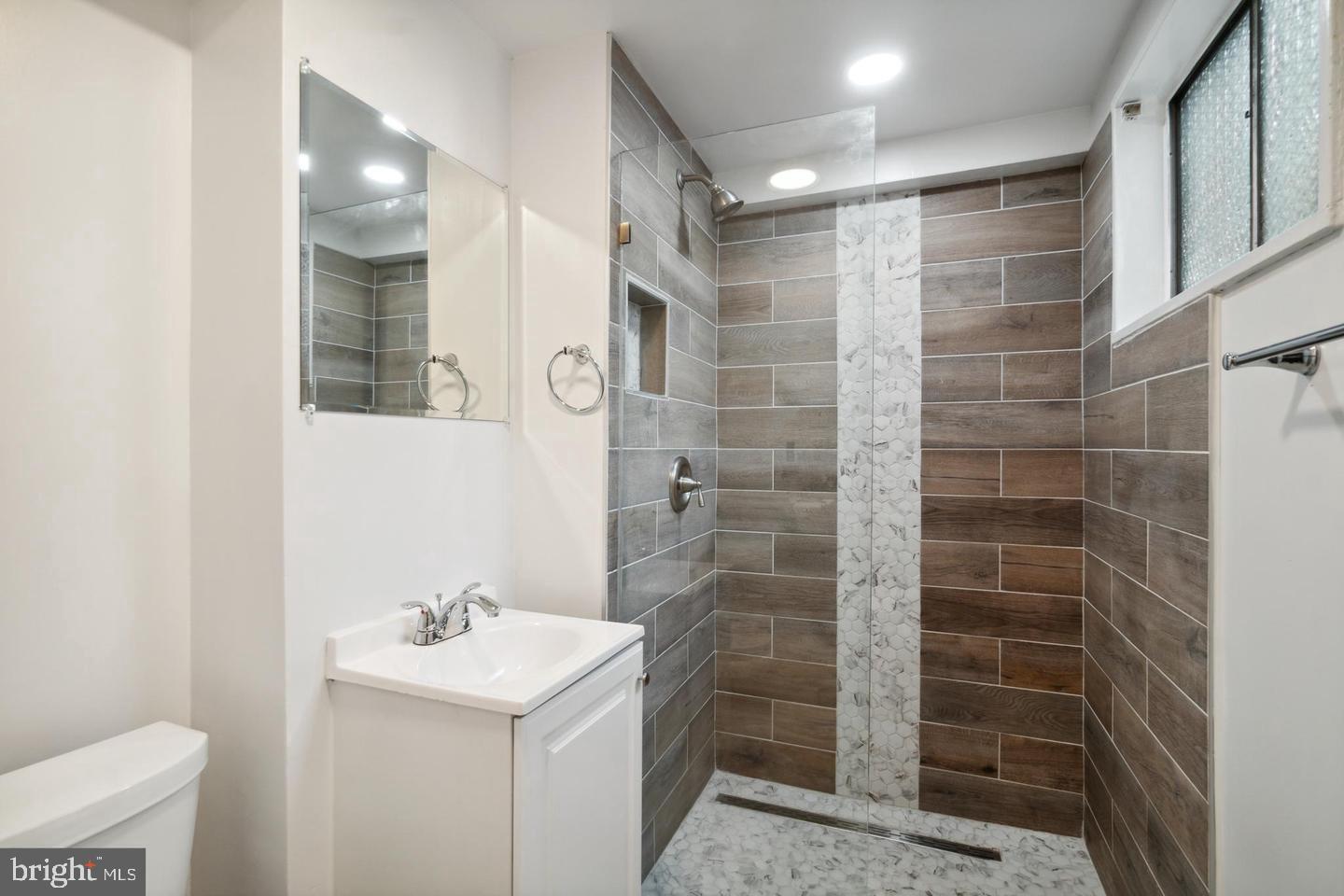 1360 W St Ne Property Photo 24