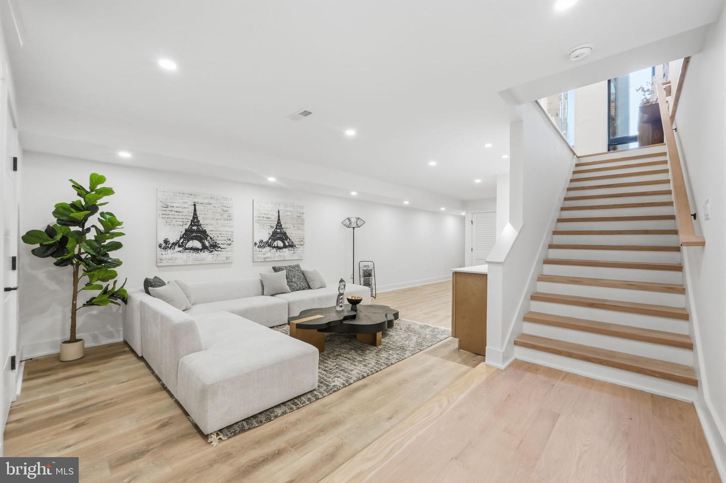 1933 Calvert St Nw Property Photo 61