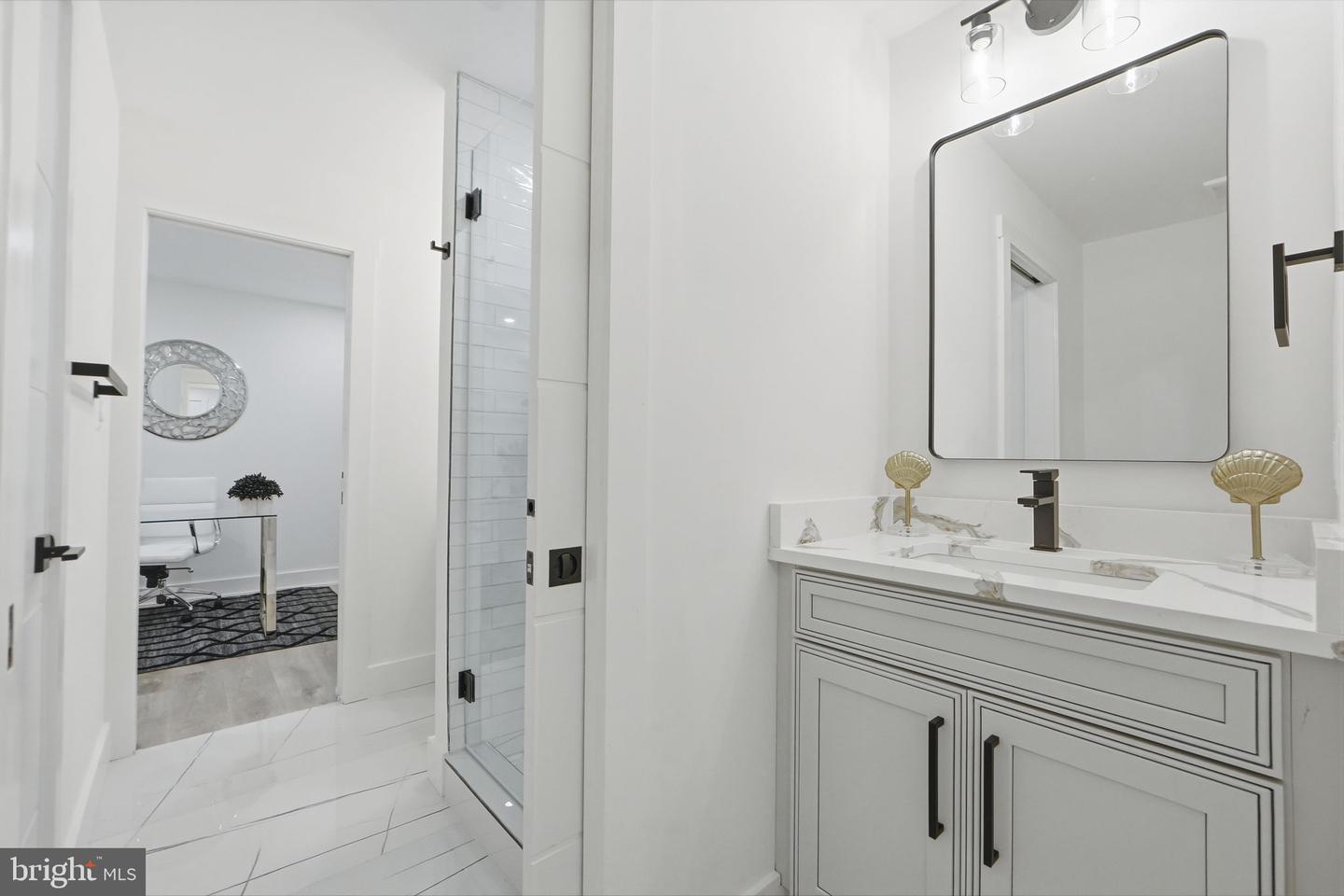 1933 Calvert St Nw Property Photo 68