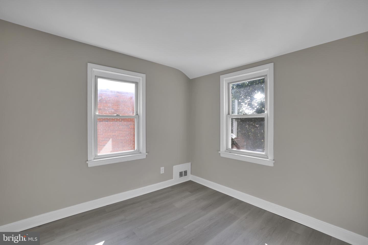2411 Savannah St Se Property Photo 15