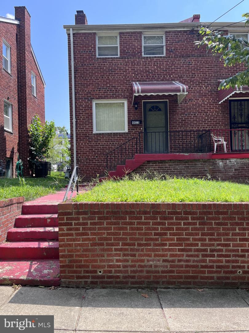 4415 C St Se Property Photo 1