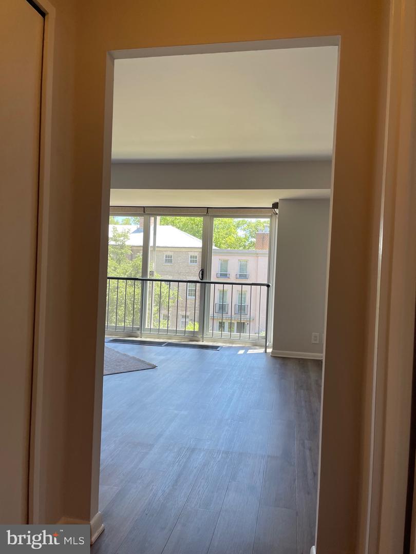 520 N St Sw #s317 Property Photo 8