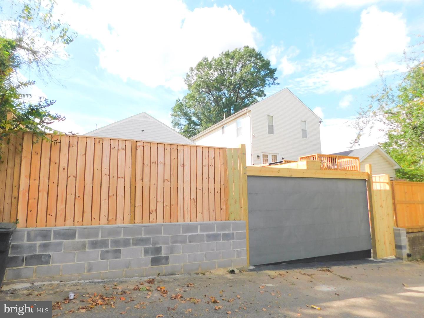 24 53rd Pl Se Property Photo 21