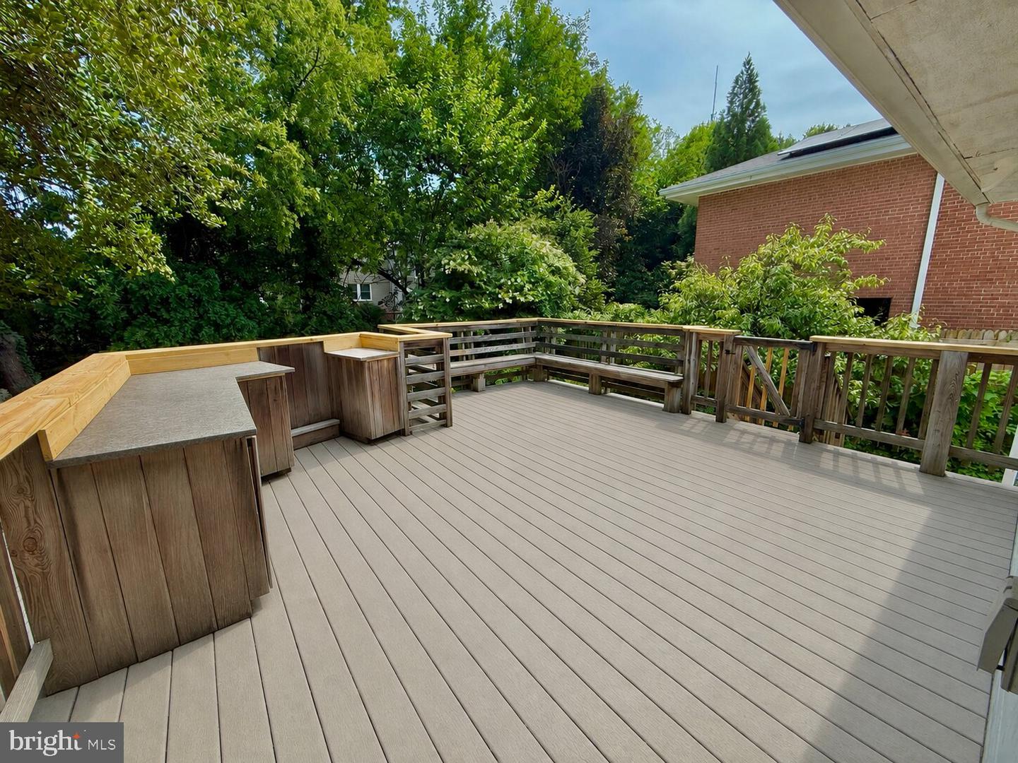 4439 Springdale St Nw Property Photo 13